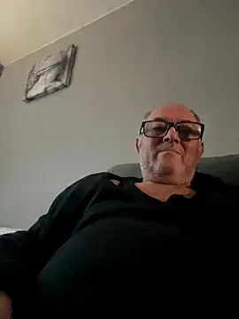 naughtygrandad1 online show from October 6, 6:22 am