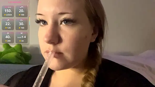 PandaFluff online show from January 16, 5:50 pm