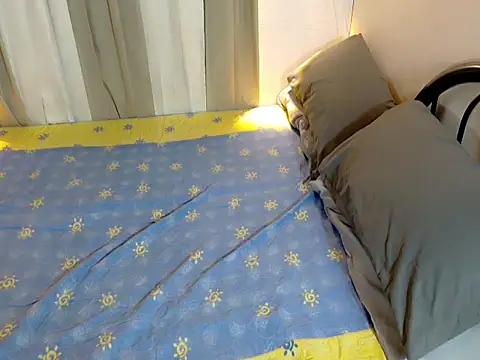 Snapshot of avery_in_paradisexx chatting on October 24, 7:49 am avery in paradisexx online show from October 24, 7:49 am