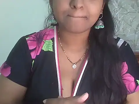 its me Rashmi online show from March 18, 12:41 pm