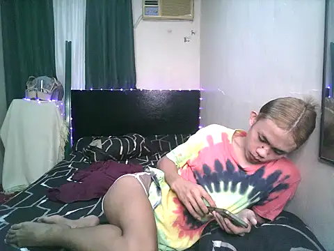 Snapshot of Sweet-shopia chatting on October 25, 8:00 am Sweet-shopia online show from October 25, 8:00 am