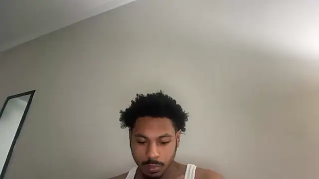 Snapshot of Yungandhungd chatting on February 3, 8:03 pm Yungandhungd online show from February 3, 8:03 pm