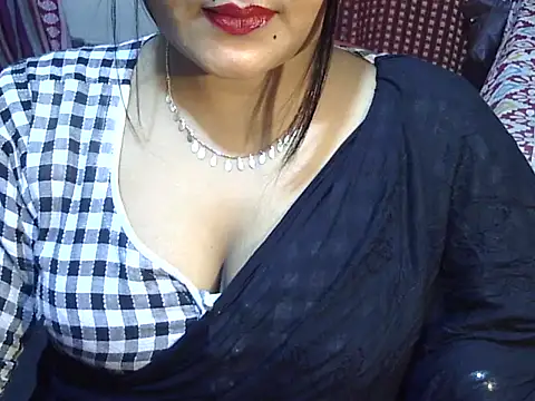 Snapshot of Nusrat_Faria07 chatting on November 4, 8:52 pm Nusrat Faria07 online show from November 4, 8:52 pm