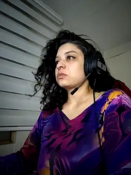 Snapshot of miss_carmila1 chatting on November 6, 2:12 am miss carmila1 online show from November 6, 2:12 am