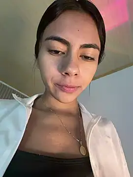 Snapshot of LilybethGray chatting on July 6, 2:03 pm LilybethGray online show from July 6, 2:03 pm