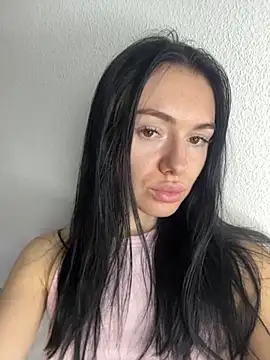 Snapshot of karrr__aaa chatting on November 16, 7:30 pm karrr aaa online show from November 16, 7:30 pm