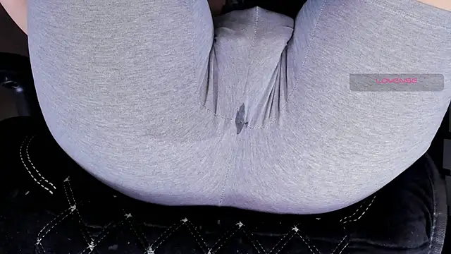 Snapshot of Cameltoe_squirt_inPants chatting on September 10, 3:23 pm Cameltoe squirt inPants online show from September 10, 3:23 pm