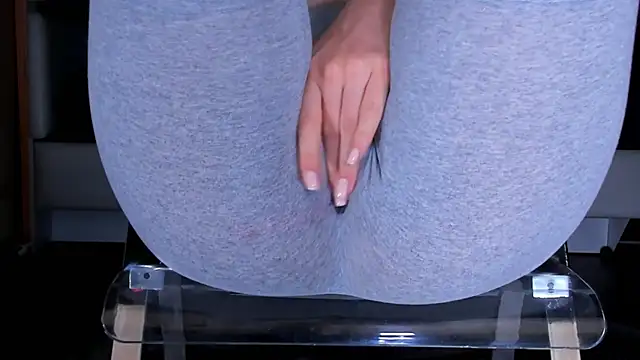 Cameltoe squirt inPants online show from April 24, 9:01 am