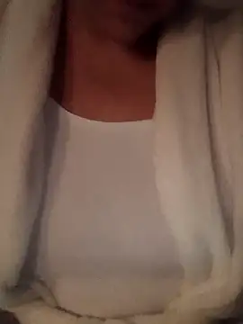 Snapshot of Cassandrina1 chatting on September 27, 5:34 am Cassandrina1 online show from September 27, 5:34 am