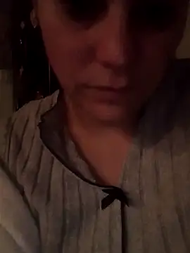 Cassandrina1 online show from November 11, 4:45 am