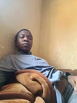 Snapshot of sweetdickboy2 chatting on September 17, 10:17 am sweetdickboy2 online show from September 17, 10:17 am