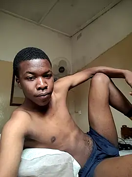 Snapshot of sweetdickboy2 chatting on November 17, 5:13 am sweetdickboy2 online show from November 17, 5:13 am