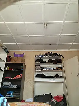 sweetdickboy2 online show from May 16, 9:39 am