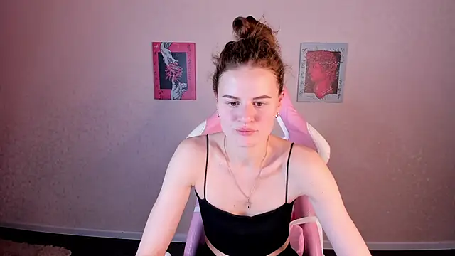 Wanda Gomez online show from October 9, 3:10 pm