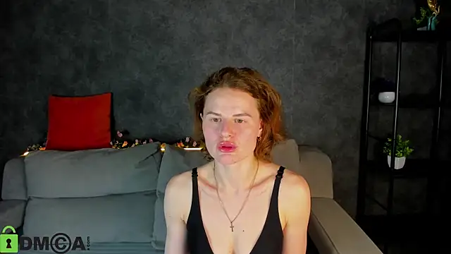 Wanda Gomez online show from April 28, 2:11 pm