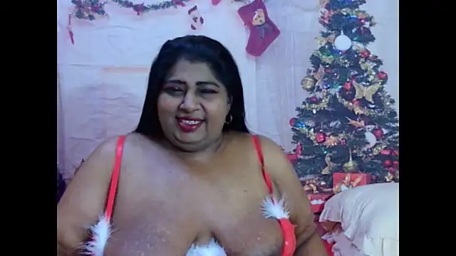 indianhoney694u online show from December 19, 5:03 am