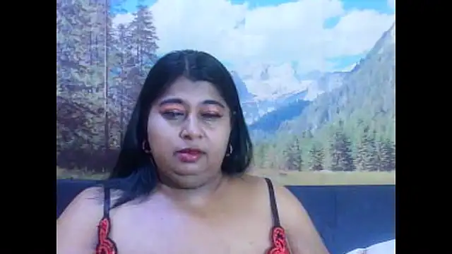 indianhoney694u online show from February 5, 5:17 pm
