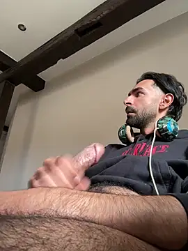 Snapshot of SergioGarcia93 chatting on October 19, 11:22 am SergioGarcia93 online show from October 19, 11:22 am