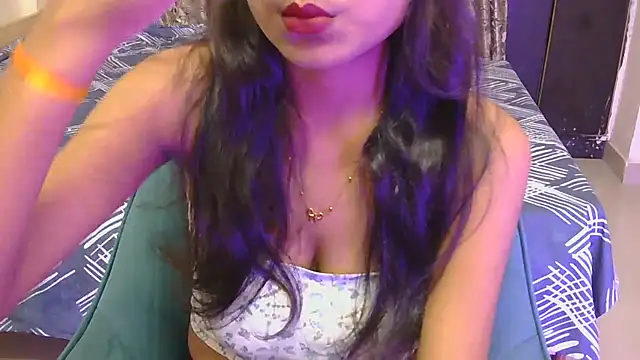 hoty-priya online show from July 1, 4:47 am