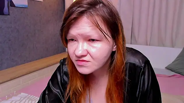 Snapshot of Nora_lovvvv chatting on December 16, 3:17 pm Nora lovvvv online show from December 16, 3:17 pm