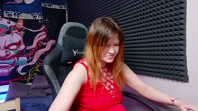 Nora lovvvv online show from December 22, 10:45 am