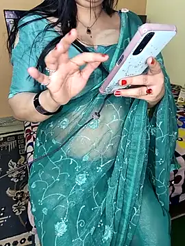 Snapshot of PRIYA_22 chatting on November 25, 2:44 am PRIYA 22 online show from November 25, 2:44 am