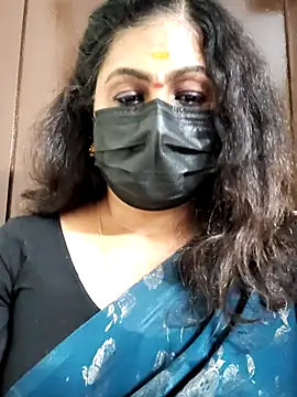 Snapshot of Sweetie_swetha37 chatting on September 23, 7:39 pm Sweetie swetha37 online show from September 23, 7:39 pm