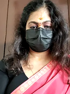 Snapshot of Sweetie_swetha37 chatting on September 26, 9:41 pm Sweetie swetha37 online show from September 26, 9:41 pm