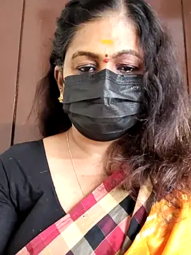 Snapshot of Sweetie_swetha37 chatting on September 28, 10:48 pm Sweetie swetha37 online show from September 28, 10:48 pm