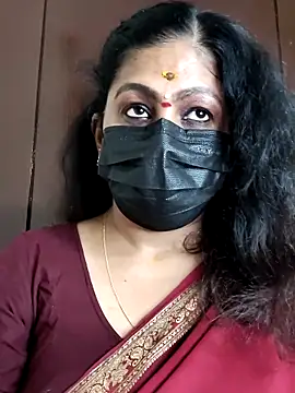 Snapshot of Sweetie_swetha37 chatting on October 7, 4:37 pm Sweetie swetha37 online show from October 7, 4:37 pm