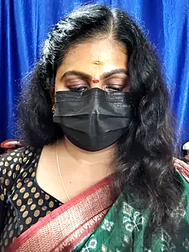 Snapshot of Sweetie_swetha37 chatting on October 21, 8:42 pm Sweetie swetha37 online show from October 21, 8:42 pm