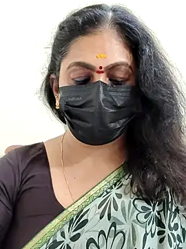 Snapshot of Sweetie_swetha37 chatting on November 20, 5:56 pm Sweetie swetha37 online show from November 20, 5:56 pm