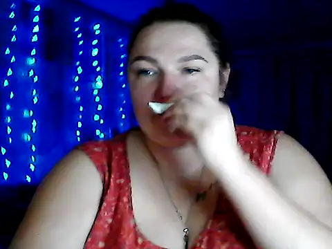Snapshot of AngelQSky chatting on January 13, 4:23 pm AngelQSky online show from January 13, 4:23 pm