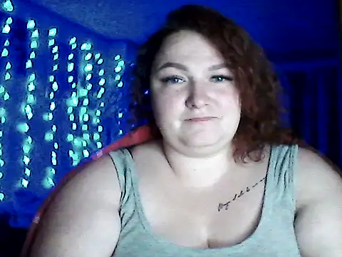 Snapshot of AngelQSky chatting on February 17, 9:32 pm AngelQSky online show from February 17, 9:32 pm