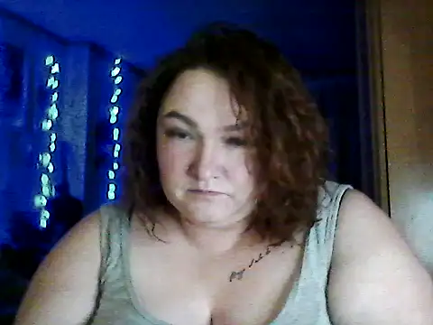 Snapshot of AngelQSky chatting on February 18, 5:09 pm AngelQSky online show from February 18, 5:09 pm