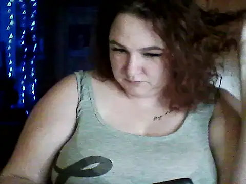 Snapshot of AngelQSky chatting on February 20, 6:08 pm AngelQSky online show from February 20, 6:08 pm