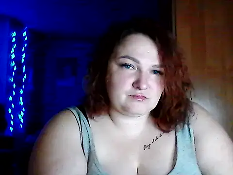 Snapshot of AngelQSky chatting on February 28, 7:37 pm AngelQSky online show from February 28, 7:37 pm