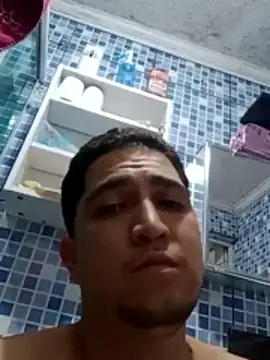 Picademel2525 online show from November 18, 7:40 pm