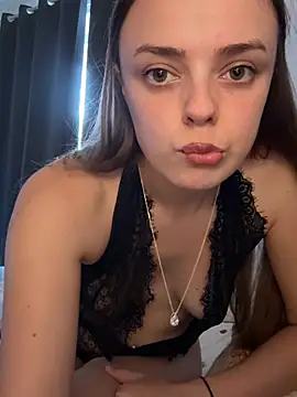 cutietootie02 online show from July 28, 12:34 pm