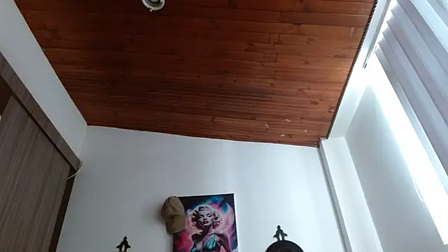 Crystal Star  online show from February 11, 2:55 pm