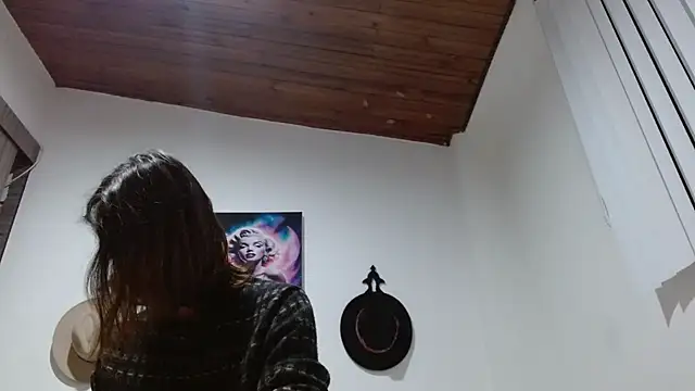 Crystal Star  online show from February 22, 12:56 am