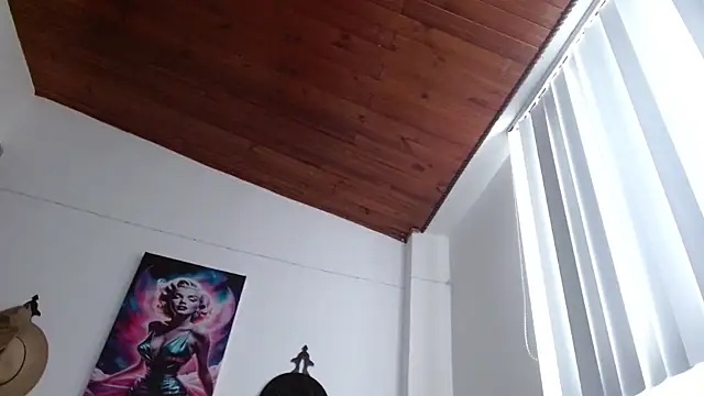 Crystal Star  online show from March 6, 12:01 pm