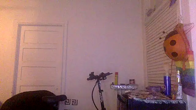 Snapshot of Diodre_Benyoon chatting on July 18, 4:49 am Diodre Benyoon online show from July 18, 4:49 am