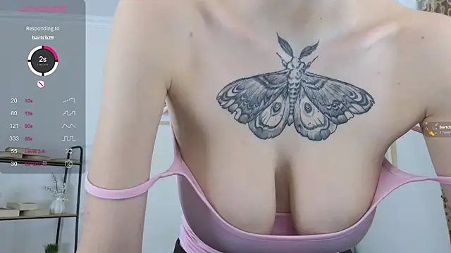 Sonia Jones online show from December 19, 4:25 pm