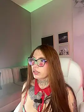 dreamleah  online show from June 2, 5:31 am
