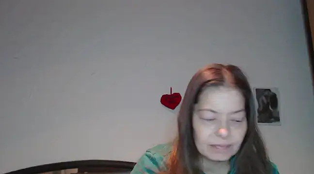 Snapshot of SexySarah177 chatting on January 16, 9:19 pm SexySarah177 online show from January 16, 9:19 pm