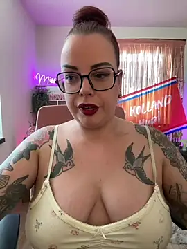 Miss Lucifer6 online show from June 28, 1:17 pm