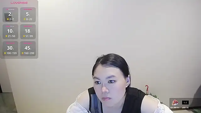 KateCondon online show from October 4, 12:47 pm