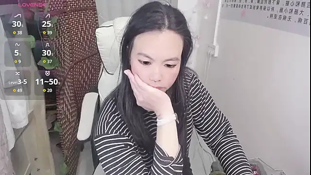 KateCondon online show from March 9, 9:24 am