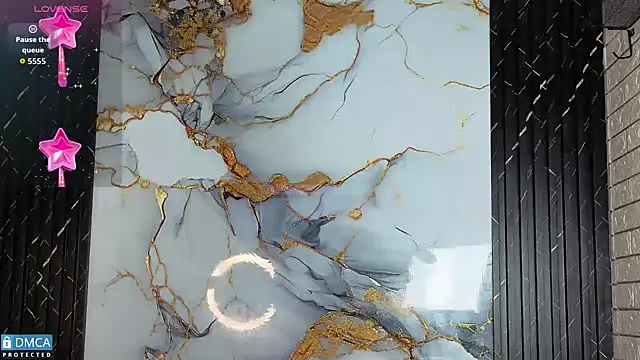 nena cupcake  online show from October 28, 11:25 am